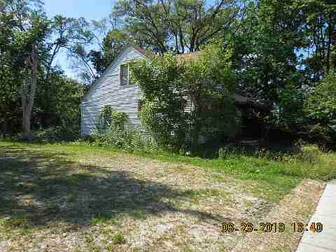 10035 Montrose (3)_m.jpg